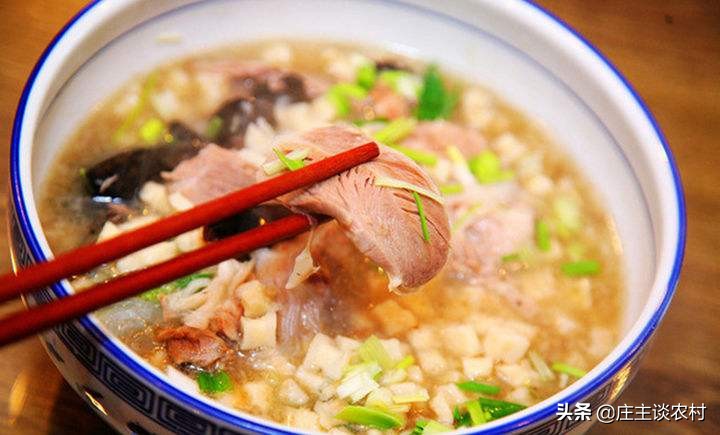 酸黄菜泡馍的正宗做法,小吃技术配方水城羊肉粉