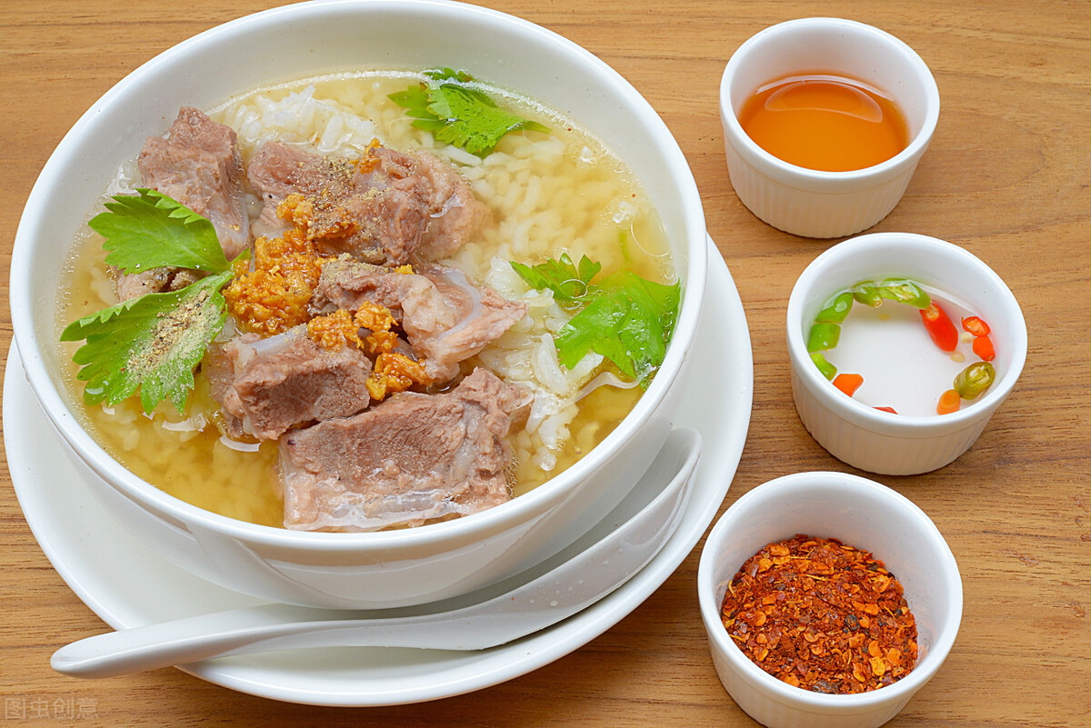 骨头汤对宝宝有没有营养,经常汤泡饭给宝宝吃会怎么样