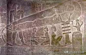 埃及4000年前的飞机模型,古埃及飞机之谜