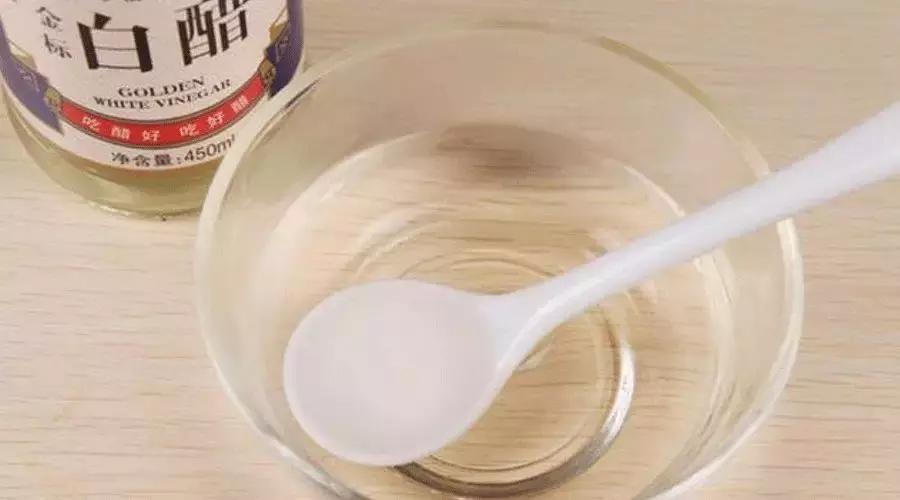 鞋子鞋底发黄怎么处理最有效,鞋底边发黄怎么清洗变白