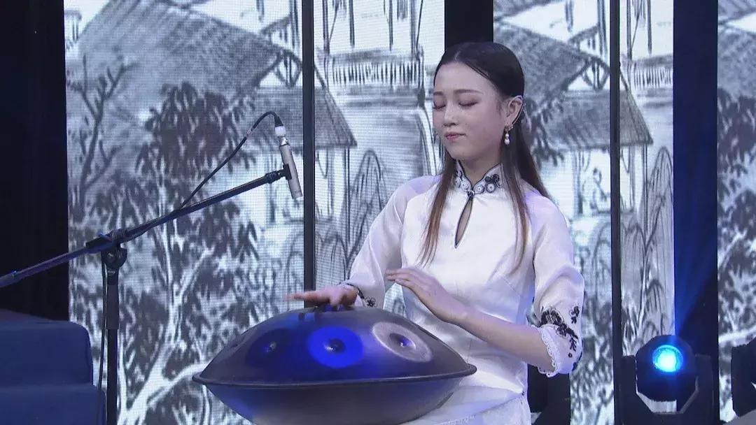 b-box古筝,一边bbox一边弹吉他