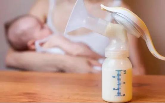职场妈妈课堂：如何正确的进行母乳冰冻，你需要注意这4点
