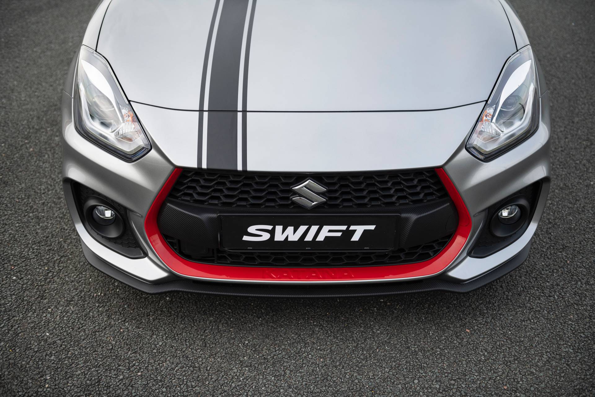 2019款铃木雨燕swift亮相,新一代铃木雨燕swift