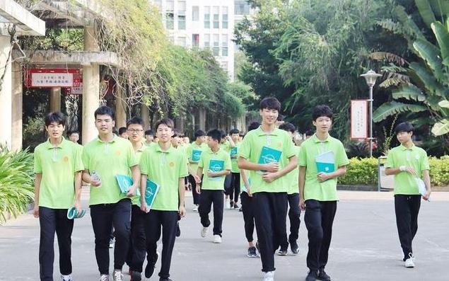中考成绩不理想怎么办？家长要当机立断，以下5个择校标准要牢记