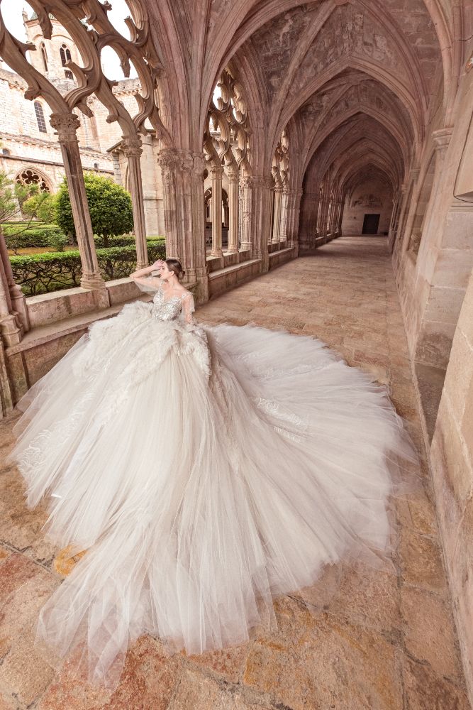 juliakontogruni高定婚纱,juliakontogruni婚纱多少钱