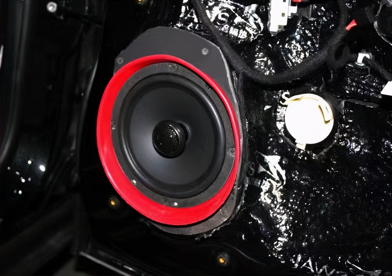江苏全新jeep指南者改装音响,jeep指南者汽车音响换什么比较好