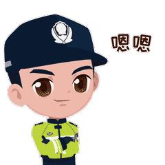 老人过马路被车撞怎么划分责任,过马路被车撞有次要责任怎么赔偿