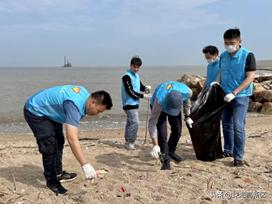 文明实践在高新|淇澳岛海岸线上出现一群蓝色身影…