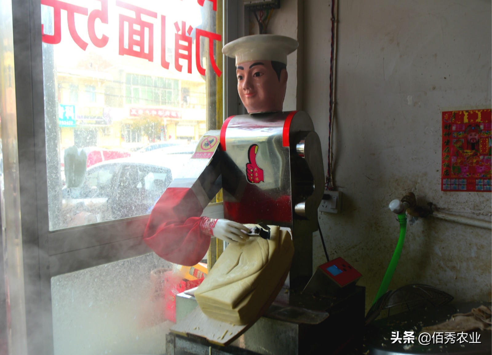 农村面馆开店经验,90后小伙做餐饮营业额