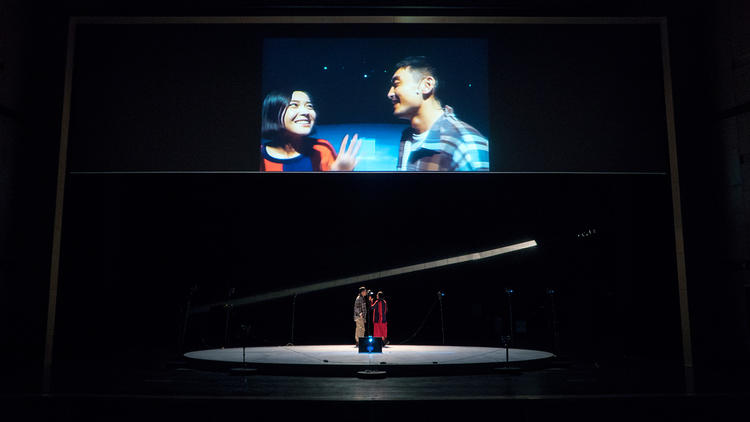 导演王翀：如果纯粹是为了消遣，戏剧之外有太多别的行业可以选择｜乌镇戏剧节