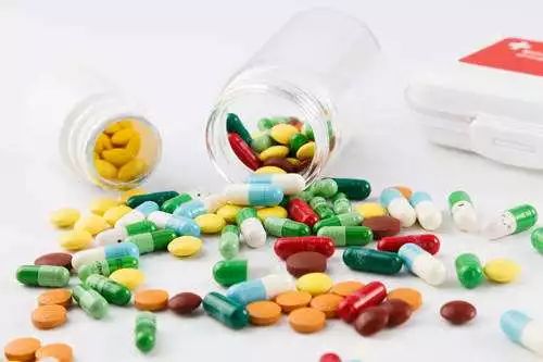 警惕除了头孢这些药配酒同样危险,除了头孢不能配酒还有哪些药