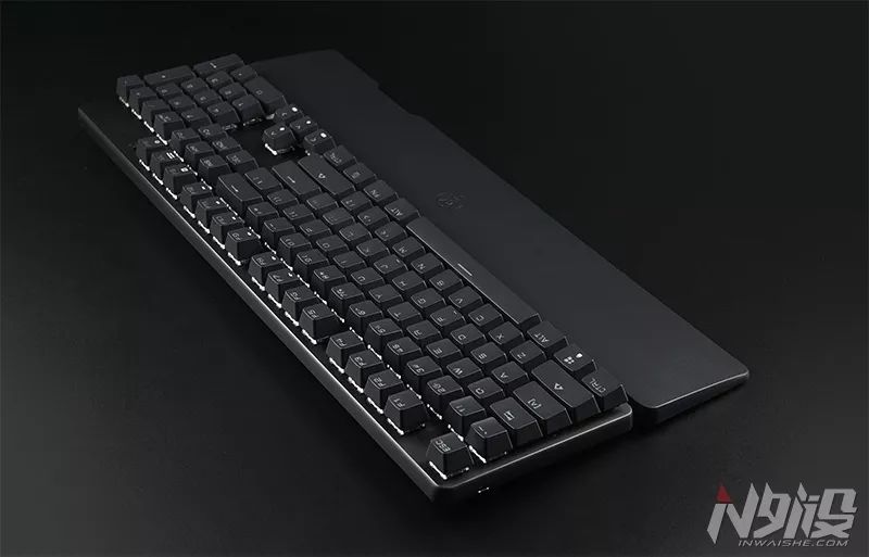小鸡键盘gk300换电池,盖世小鸡gk300怎么样
