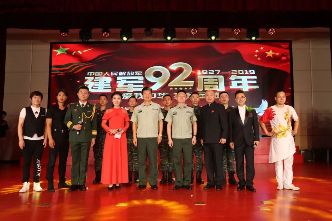 精彩不容错过广场舞36步,精彩表演不容错过