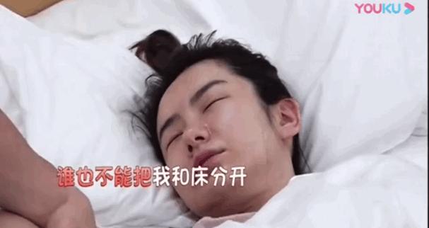 真人秀遇生理期也能撒狗粮，“多喝热水”竟成送命答案