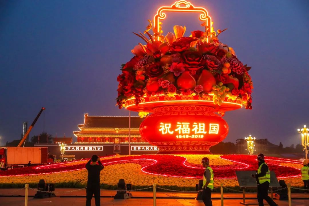 2022年国庆花坛景观图片大全,国庆节拍到的最美花海