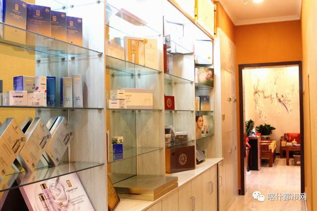 喀什这家店疯了！经络疏通+面部补水+中药熏蒸+…才49元