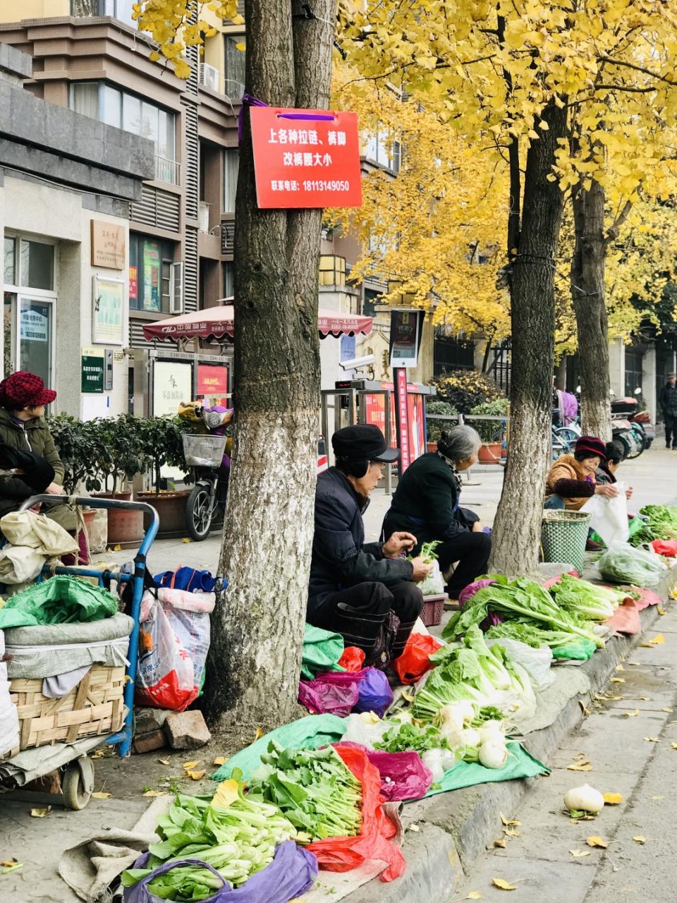 乱哄哄的集市,乱逛市场