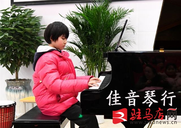 佳音琴行举行教学成果汇报暨新春音乐会