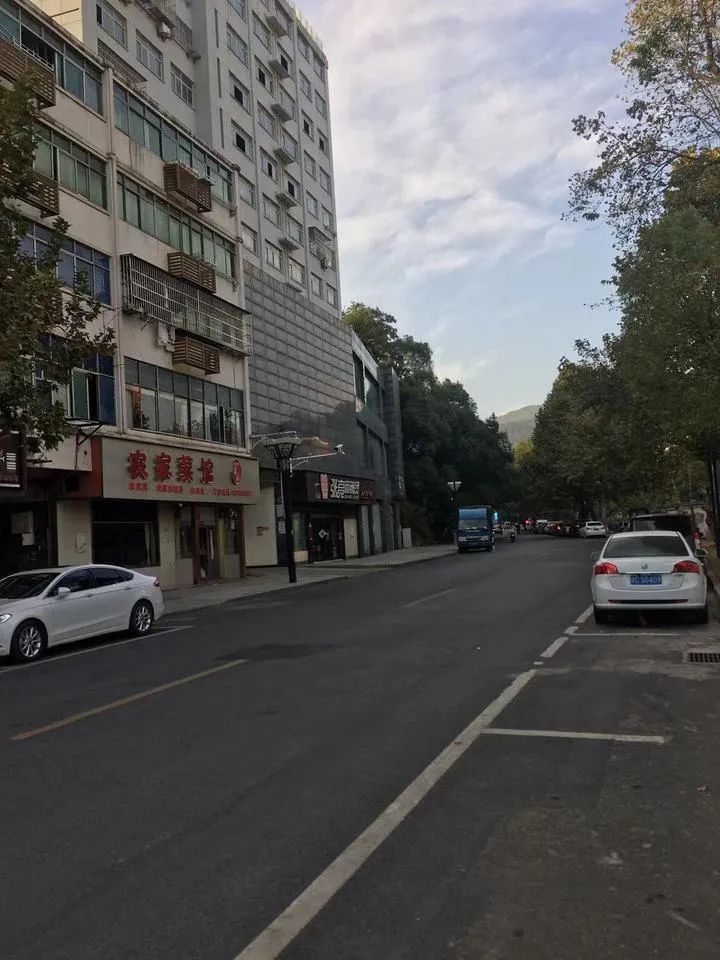 南昌最低房价要2000块钱一平方吗,南昌一般154平方的房子多少钱