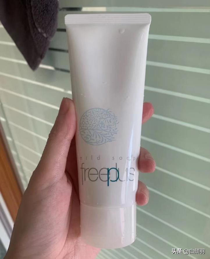 一到冬天干燥起皮，那是你角质层严重损坏了应当这样做