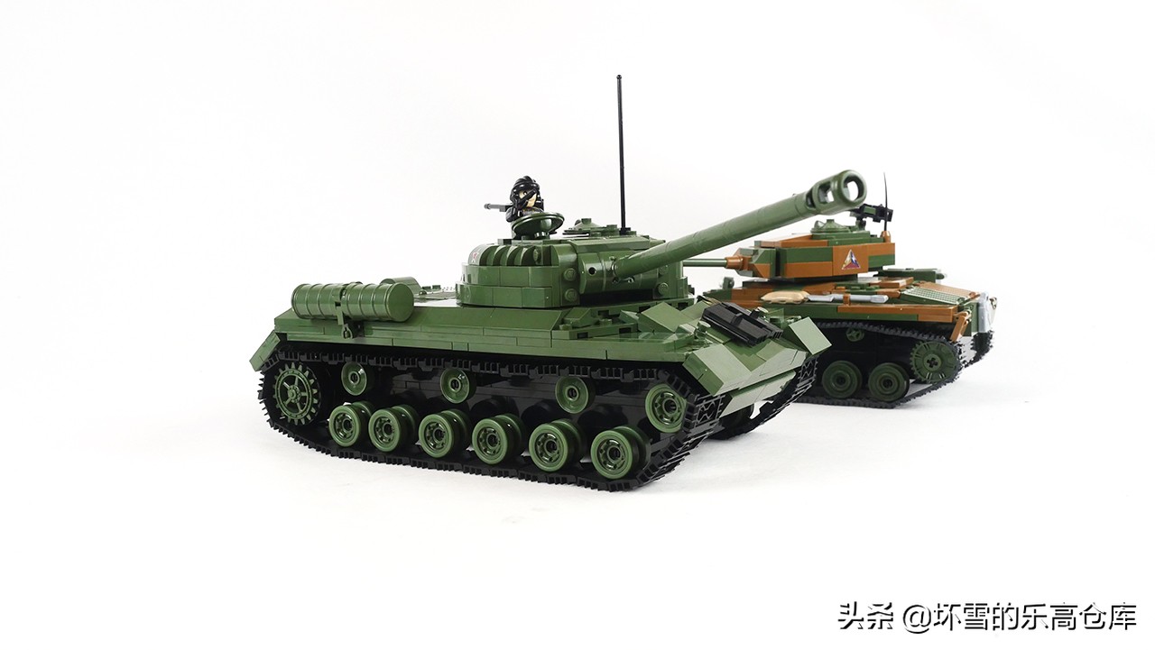 表现出色的过气产品：Cobi积木IS-3重型坦克评测