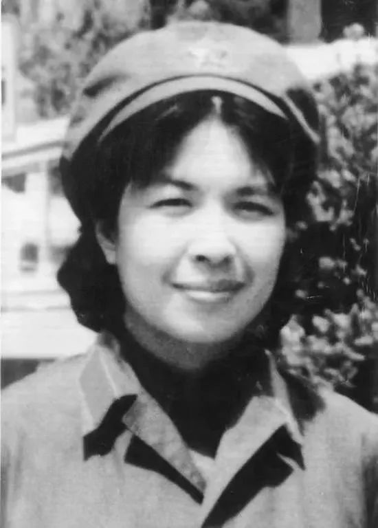 贵州的平凡圣人！*耀邦胡**请他吃饭•与副总理女儿情同父女
