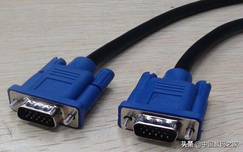 显示器vga接口是公还是母,vga接口定义详细解释