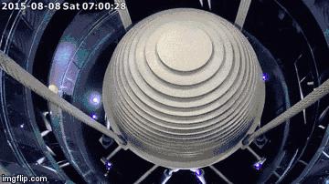 上海中心大厦遇大风摆动一米,上海中心大厦起大风可以晃动几米