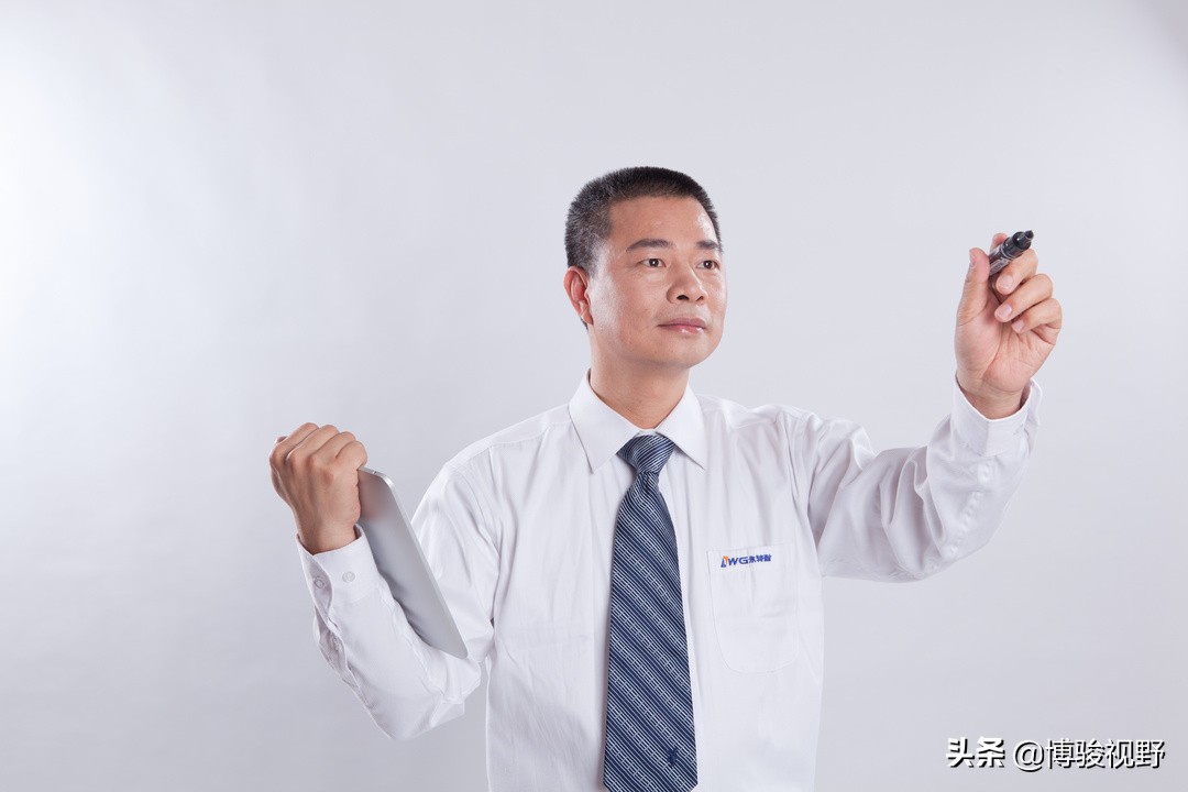 top采访唱歌,top日本采访