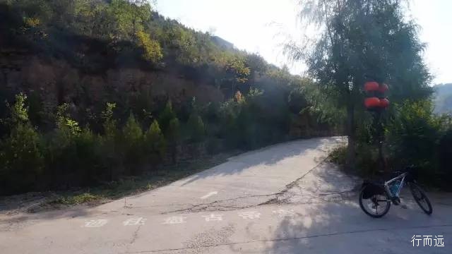 骑行夫子岭-京娘湖，穿越峻极关又进景区了，到河北是一路的美景