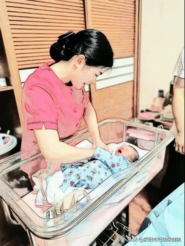 趴着生孩子顺利吗,趴着生宝宝一会就生出来了