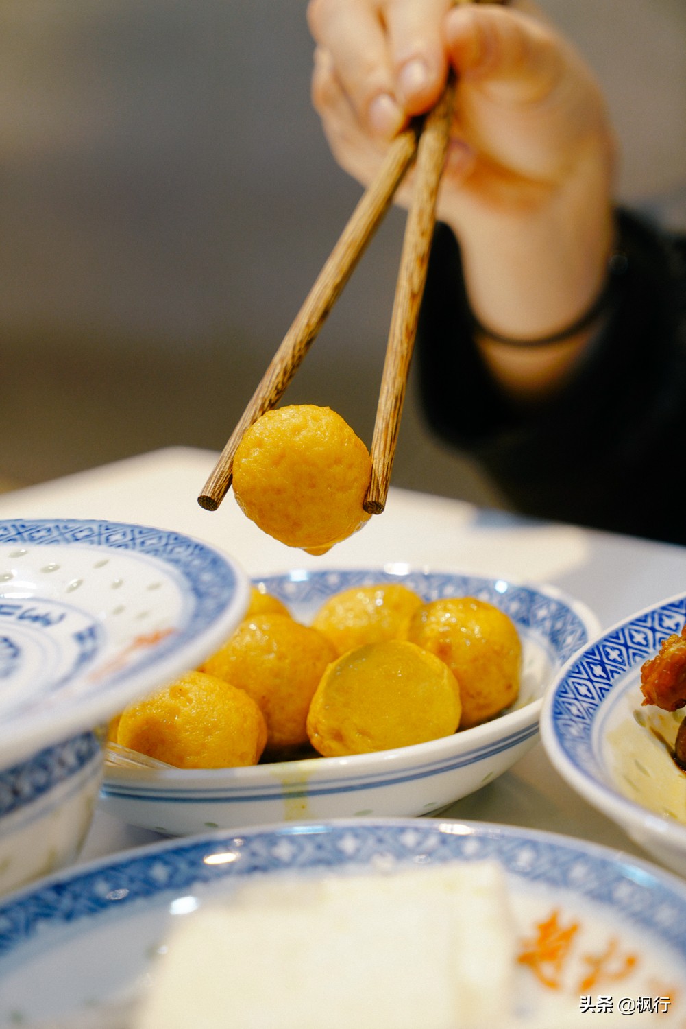 广东暖胃小甜品嫩滑爽口姜汁撞奶,姜撞奶美食推荐卡