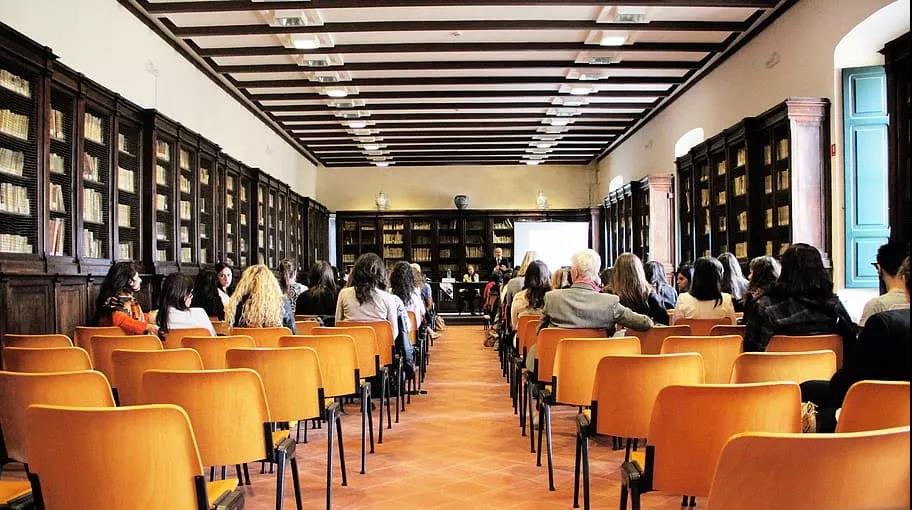 在美国被学校劝退还能转学吗,被美国大学开除怎么办