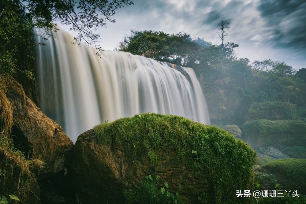 如何拍出瀑布气势磅礴的照片,一招教你怎么拍瀑布