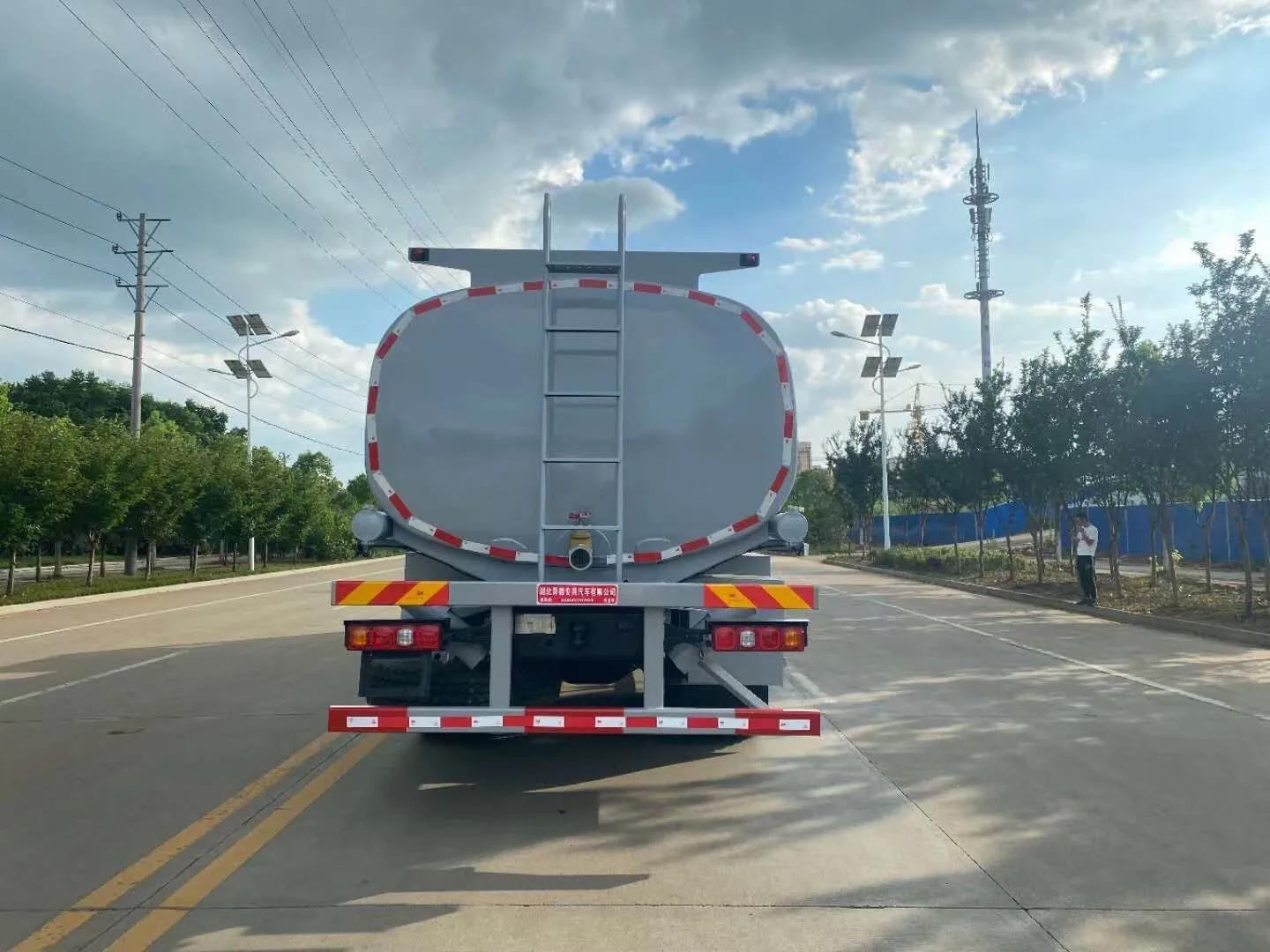 普货供液车