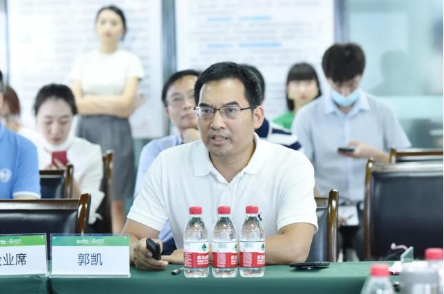 提出促进成果转化的对策和建议,加大力度促进成果转化