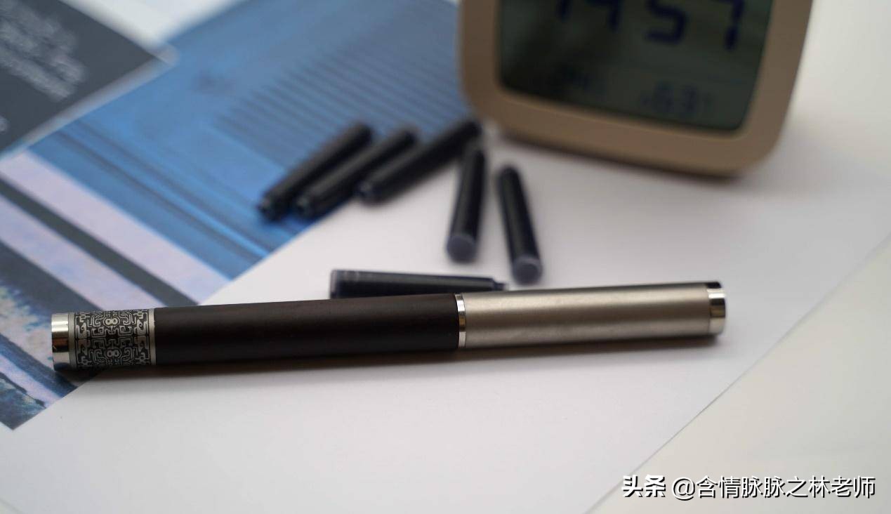实木和现代的结合，笔下文创转轮钢笔体验