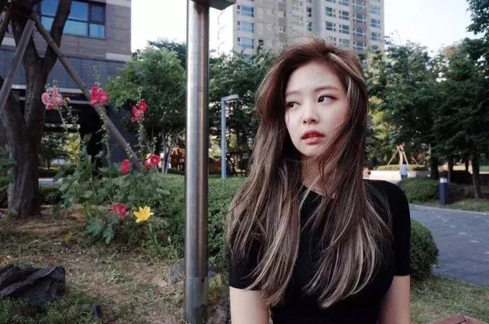 头发发根蓬松技巧,女士头发吹蓬松技巧