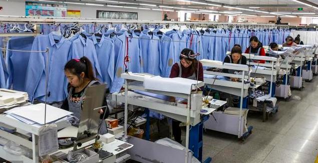 女装名牌尾货服装批发市场,服装库存尾货服装批发一手货源