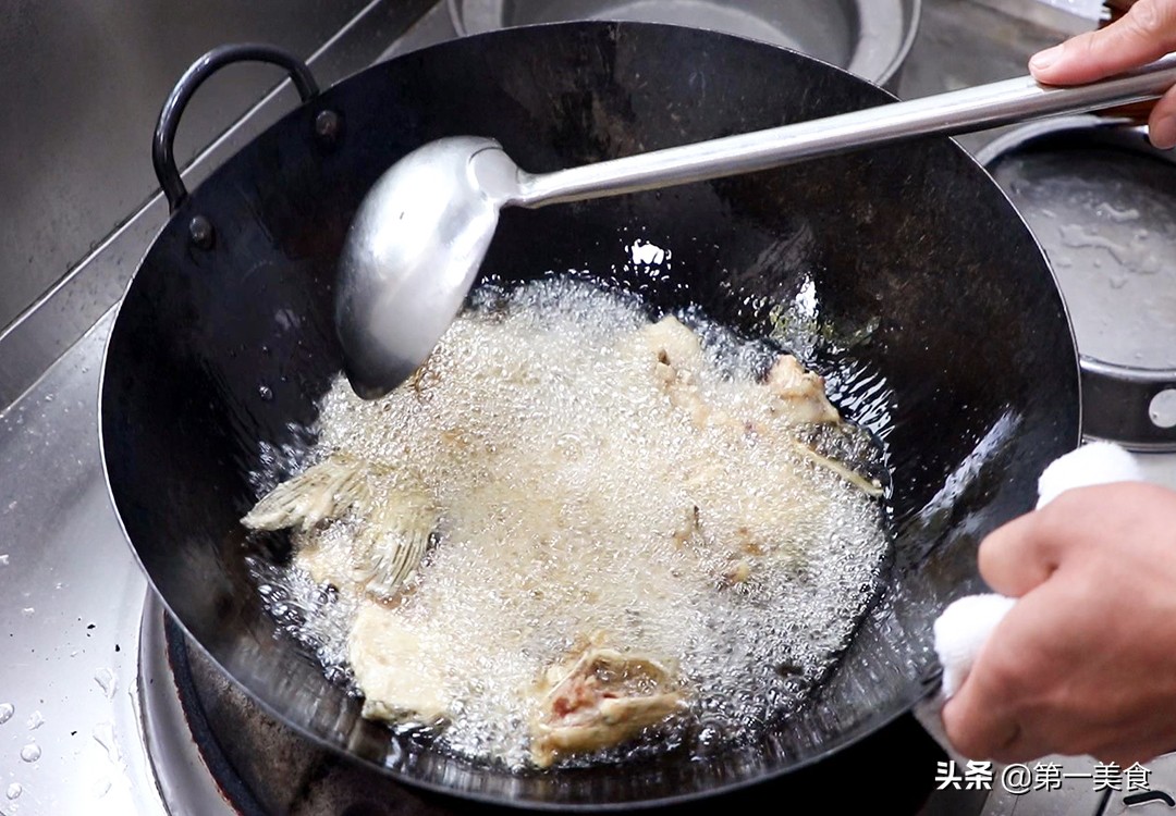 鱼片怎么上浆鱼片打卷,怎样给鱼片上浆鱼片不会断