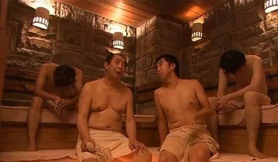 东北洗浴有多野？情感在粗暴的搓泥中升华