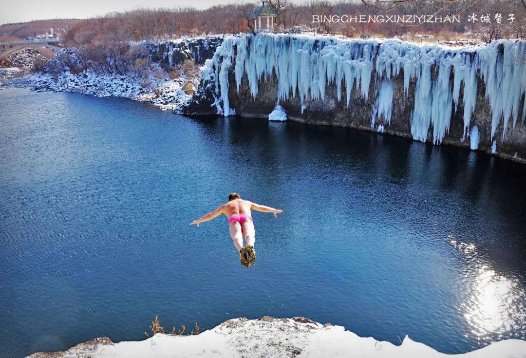 镜泊湖冬天有雪吗,镜泊湖冬天风景