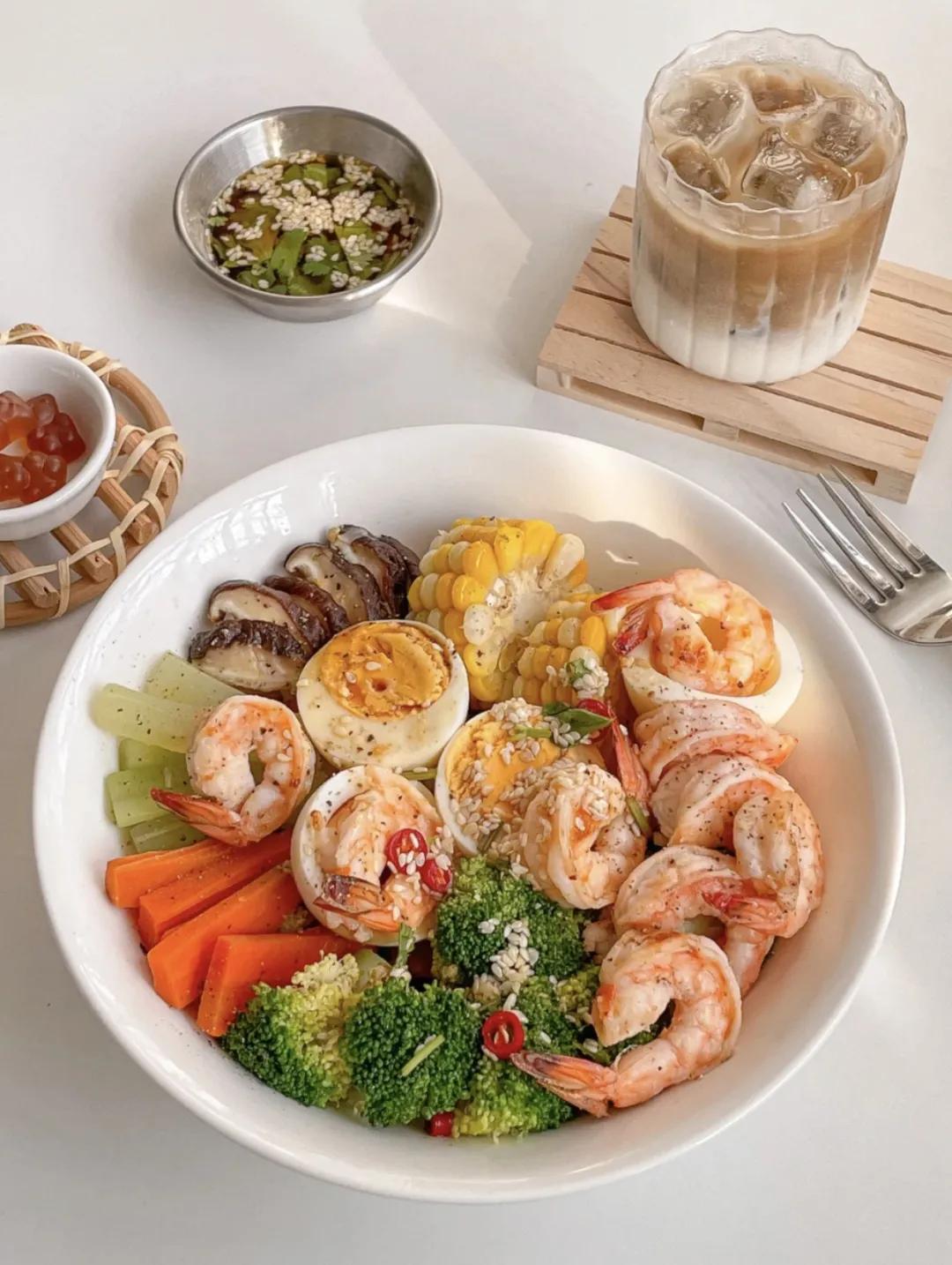 想瘦就不要怕饿,想瘦就不要偷懒