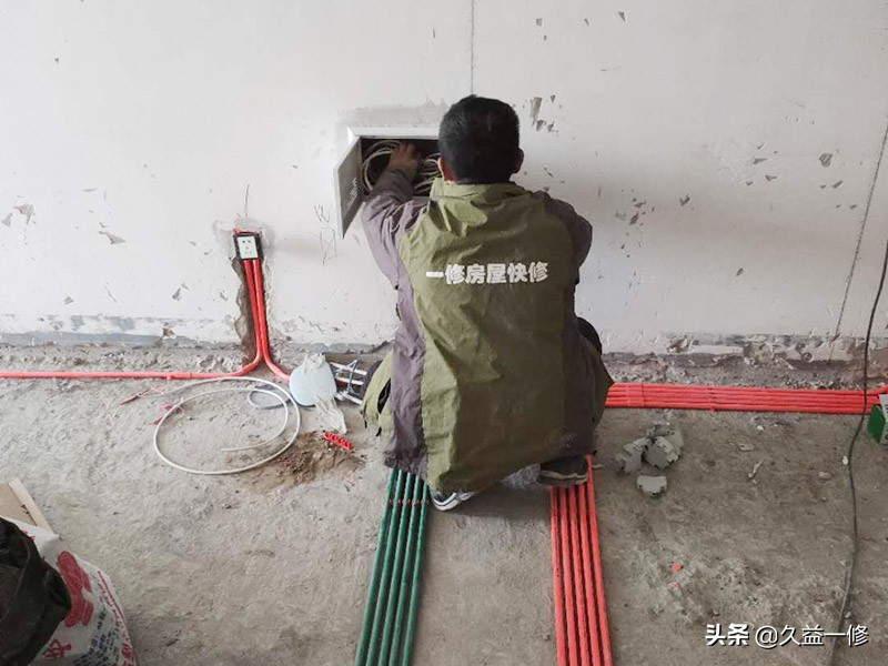 自家没电邻居家有电该怎么办,电表有电家里没跳闸但是就是没电