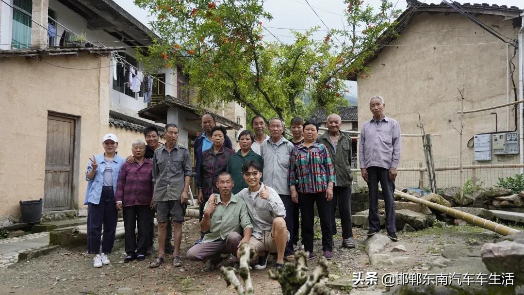 得利卡改房车自驾游,得利卡改装房车效果图