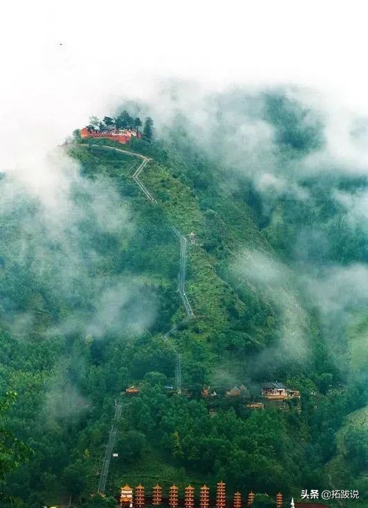 山西五台山是个什么样的地方,五台山坐落于山西吗