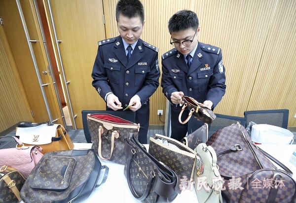 贝亲产自上海的是假货吗,市面上贝亲第三代假货多吗