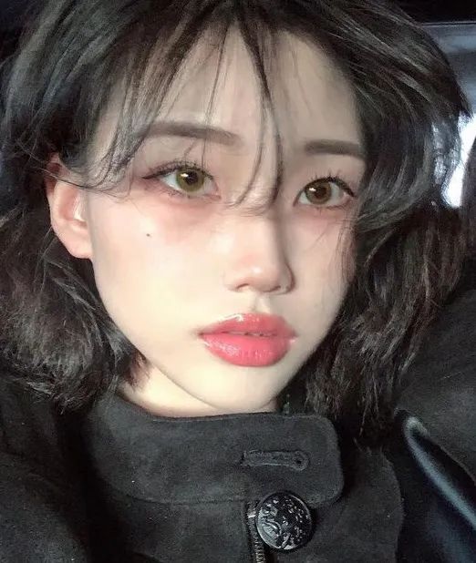 改善厚唇的小技巧,饱满厚唇怎么改善嘟嘟唇