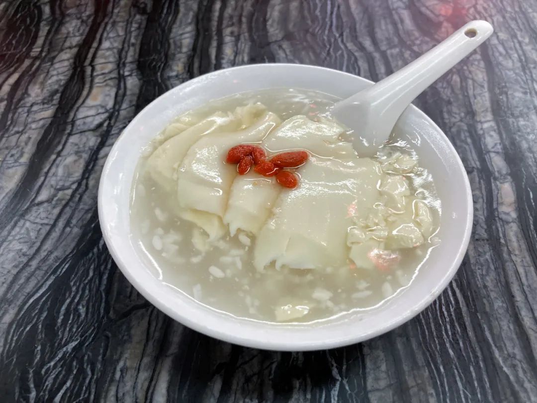 成都美食游最佳攻略,在成都不吃辣应当怎么享受美食
