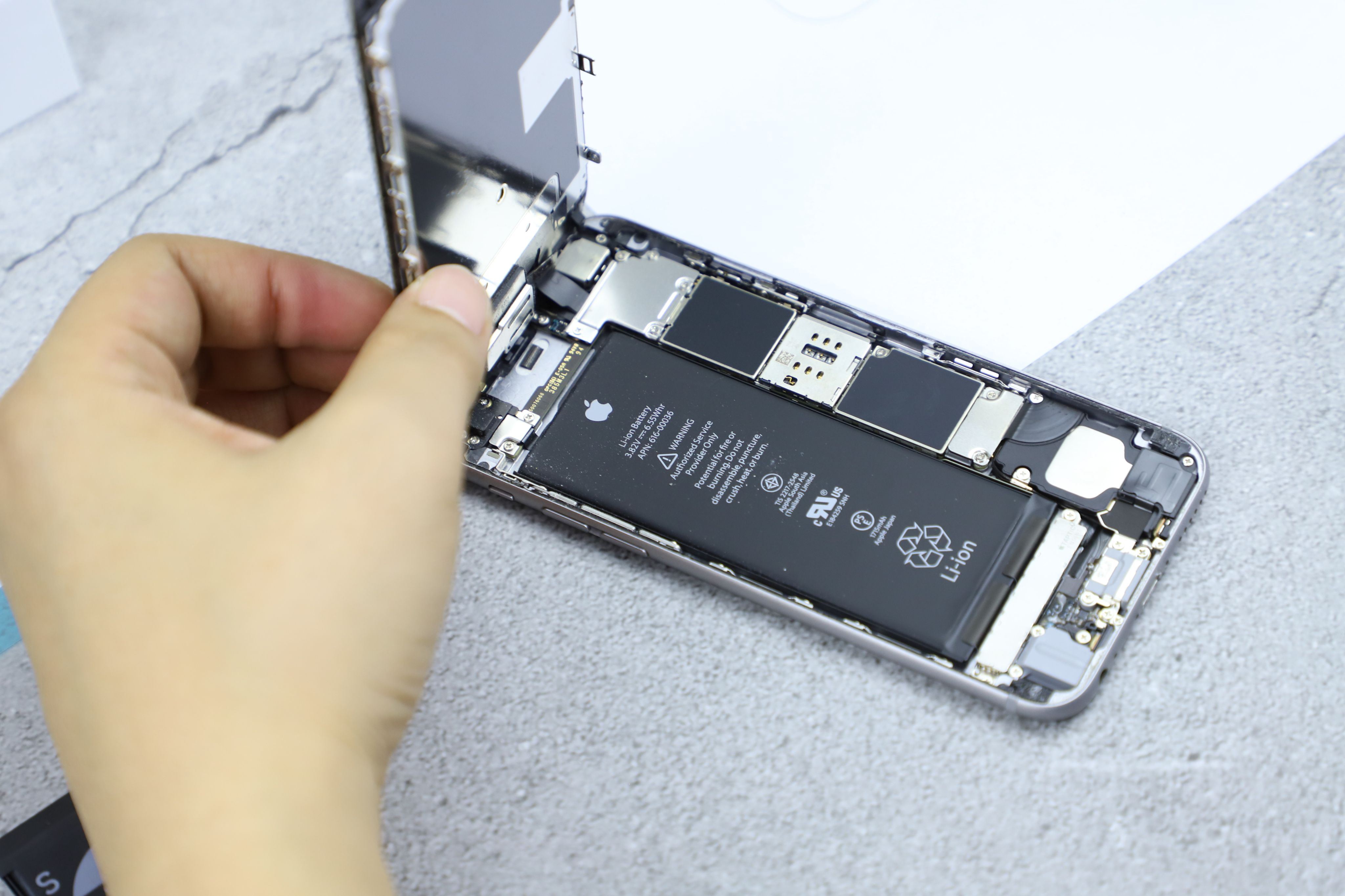 iphone11换电池换哪种好一点,iphone11怎么换电池最省钱